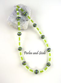 Peruansiche Perlen mit Glasperlen, gr&uuml;n